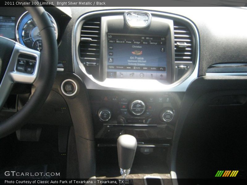 Bright Silver Metallic / Black 2011 Chrysler 300 Limited