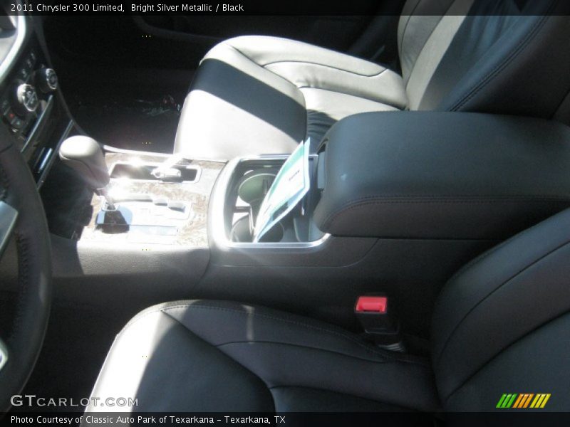 Bright Silver Metallic / Black 2011 Chrysler 300 Limited