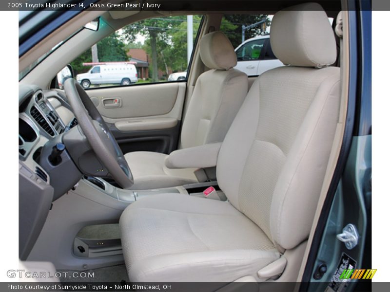 Oasis Green Pearl / Ivory 2005 Toyota Highlander I4