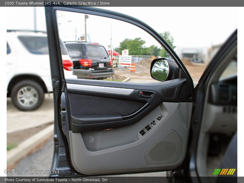 Galactic Gray Mica / Stone 2005 Toyota 4Runner SR5 4x4