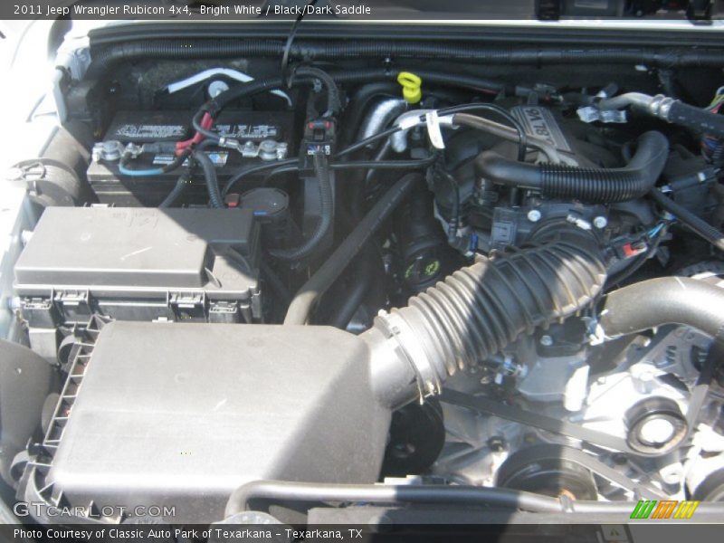 Bright White / Black/Dark Saddle 2011 Jeep Wrangler Rubicon 4x4