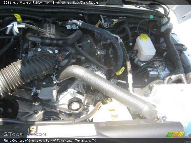 Bright White / Black/Dark Saddle 2011 Jeep Wrangler Rubicon 4x4