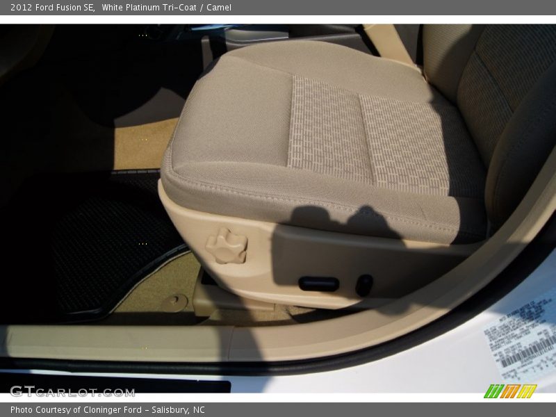 White Platinum Tri-Coat / Camel 2012 Ford Fusion SE