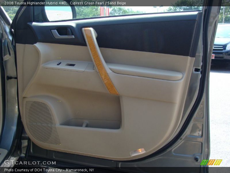Door Panel of 2008 Highlander Hybrid 4WD