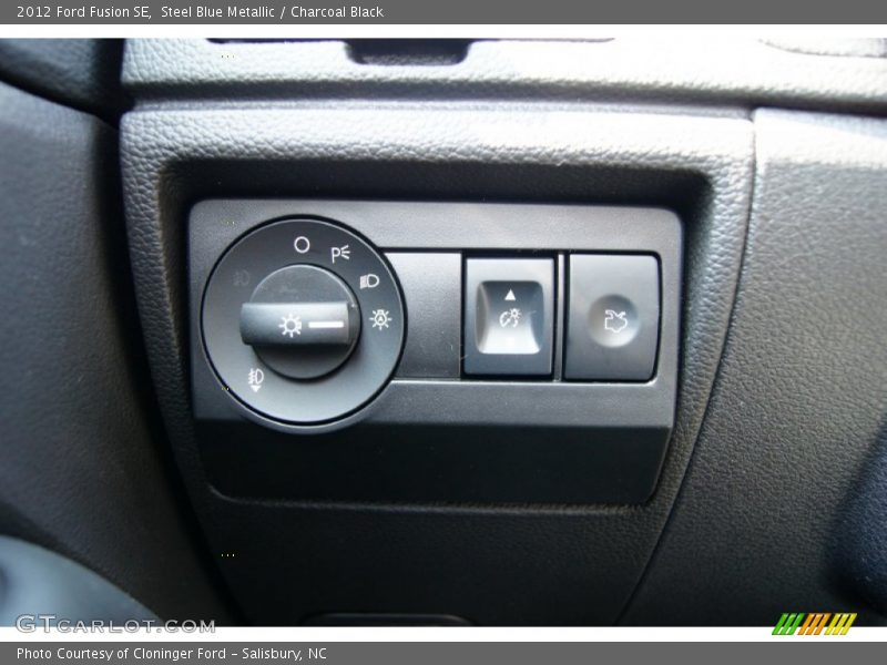 Steel Blue Metallic / Charcoal Black 2012 Ford Fusion SE