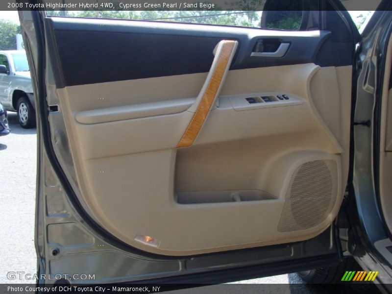 Door Panel of 2008 Highlander Hybrid 4WD