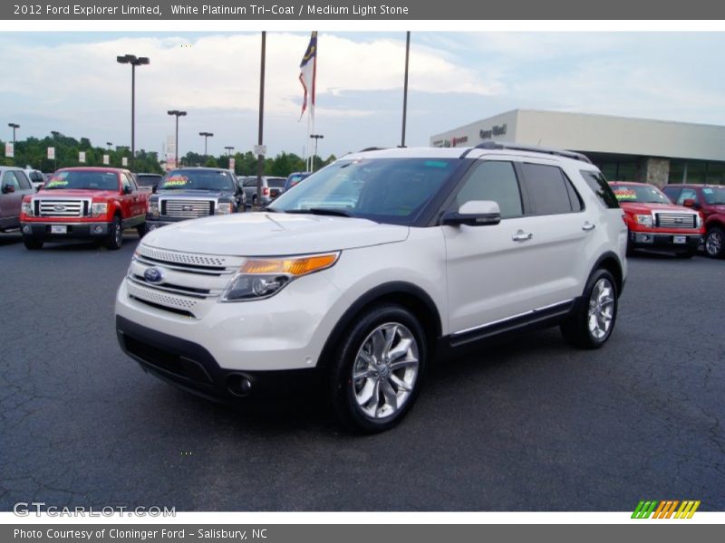 Front 3/4 View of 2012 Explorer Limited