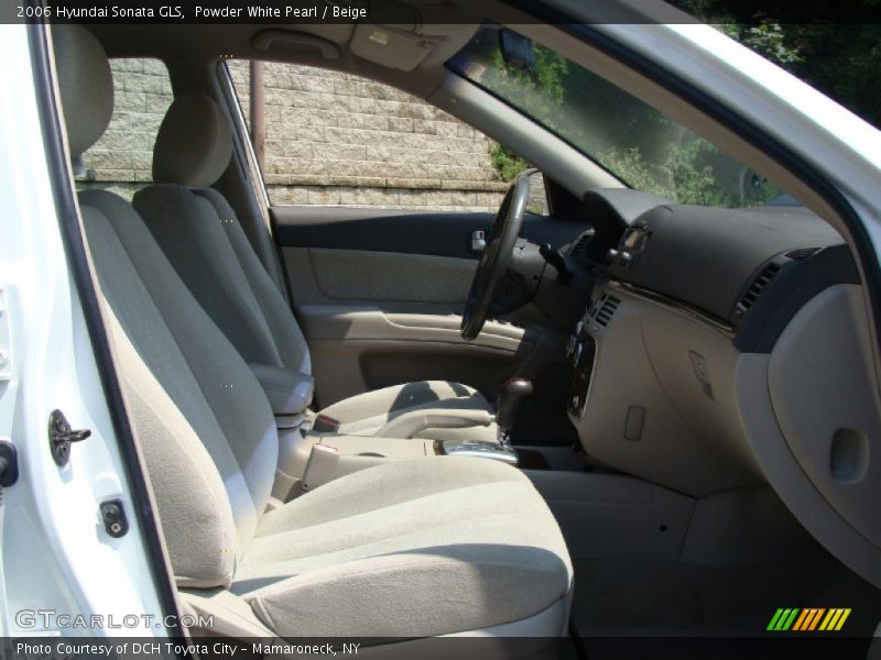 Powder White Pearl / Beige 2006 Hyundai Sonata GLS