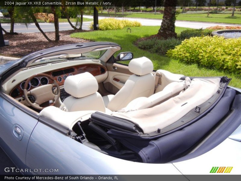  2004 XK XK8 Convertible Ivory Interior