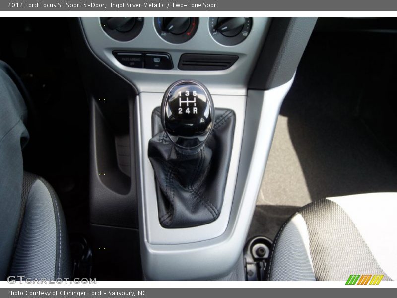  2012 Focus SE Sport 5-Door 5 Speed Manual Shifter