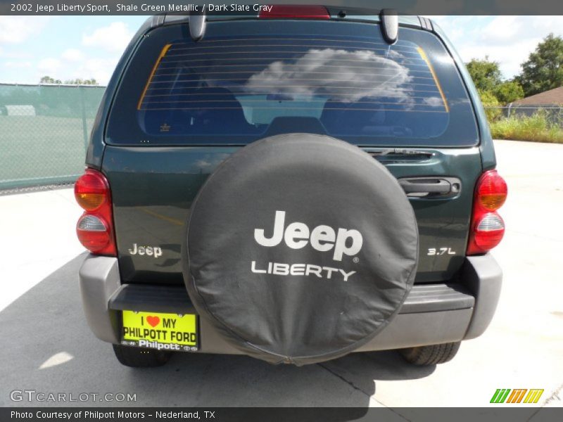 Shale Green Metallic / Dark Slate Gray 2002 Jeep Liberty Sport