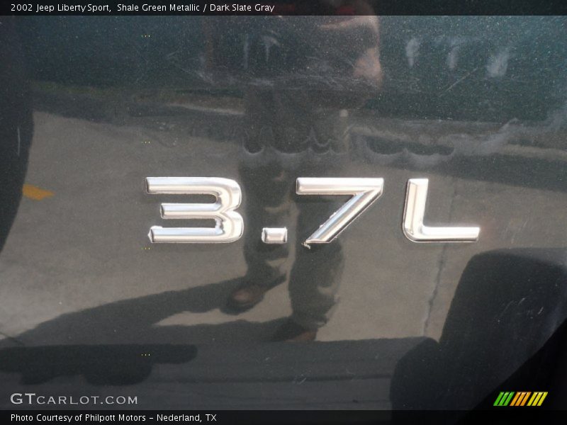 Shale Green Metallic / Dark Slate Gray 2002 Jeep Liberty Sport
