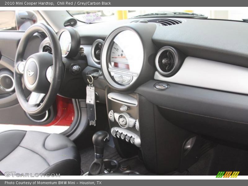 Chili Red / Grey/Carbon Black 2010 Mini Cooper Hardtop