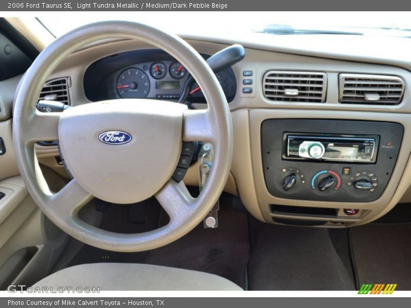 Light Tundra Metallic / Medium/Dark Pebble Beige 2006 Ford Taurus SE