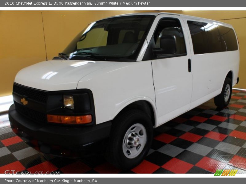 Summit White / Medium Pewter 2010 Chevrolet Express LS 3500 Passenger Van