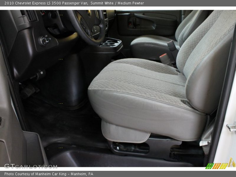 Summit White / Medium Pewter 2010 Chevrolet Express LS 3500 Passenger Van