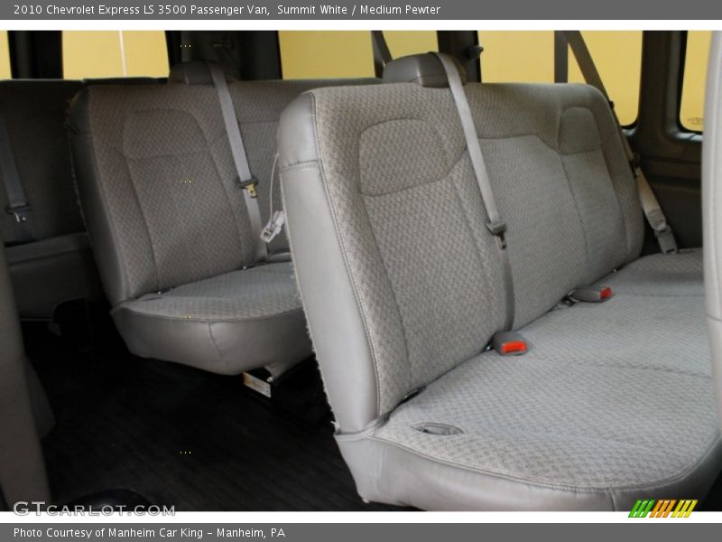 Summit White / Medium Pewter 2010 Chevrolet Express LS 3500 Passenger Van
