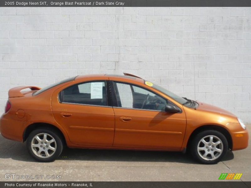 Orange Blast Pearlcoat / Dark Slate Gray 2005 Dodge Neon SXT