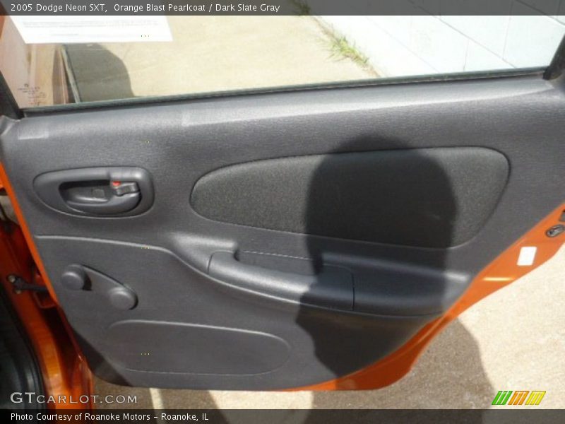 Orange Blast Pearlcoat / Dark Slate Gray 2005 Dodge Neon SXT