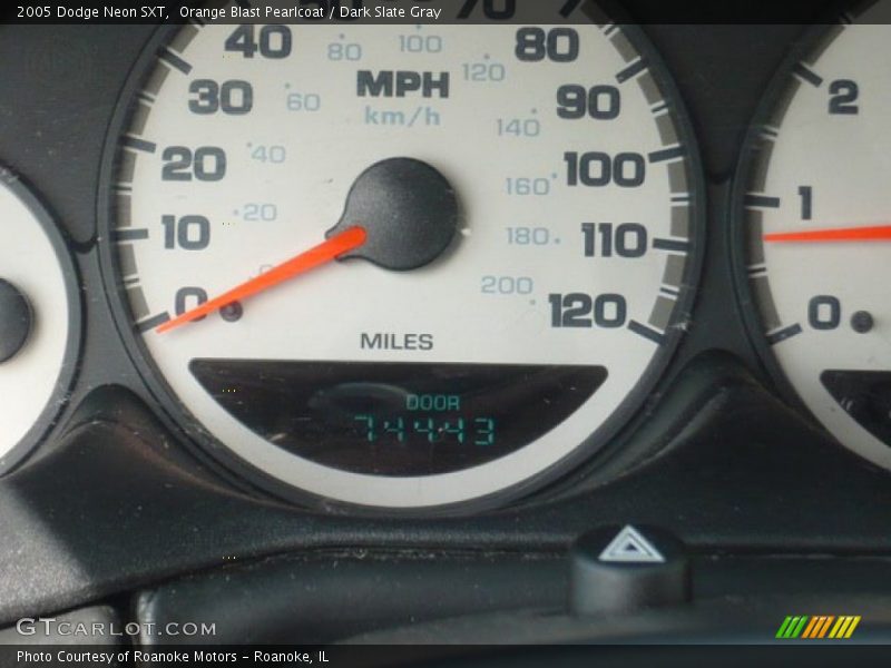 Orange Blast Pearlcoat / Dark Slate Gray 2005 Dodge Neon SXT
