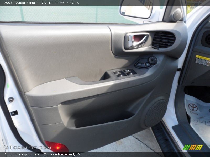 Nordic White / Gray 2003 Hyundai Santa Fe GLS