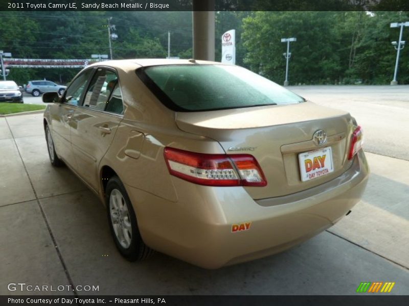 Sandy Beach Metallic / Bisque 2011 Toyota Camry LE