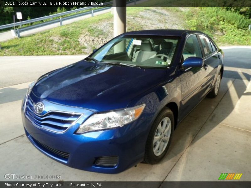 Blue Ribbon Metallic / Bisque 2011 Toyota Camry LE