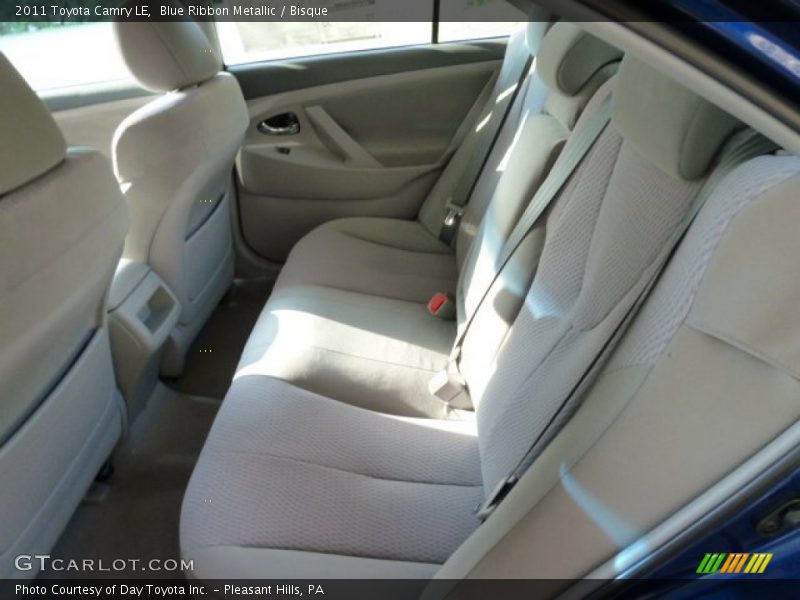 Blue Ribbon Metallic / Bisque 2011 Toyota Camry LE