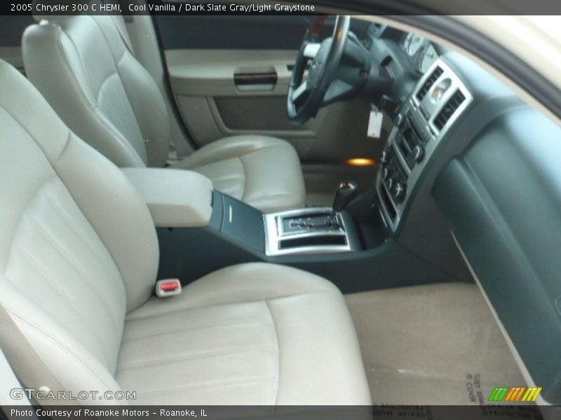 Cool Vanilla / Dark Slate Gray/Light Graystone 2005 Chrysler 300 C HEMI