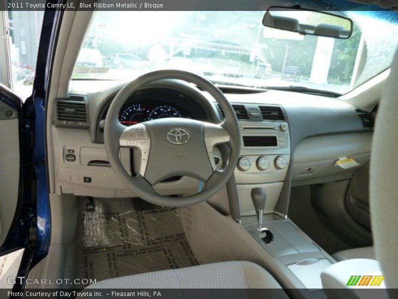 Blue Ribbon Metallic / Bisque 2011 Toyota Camry LE