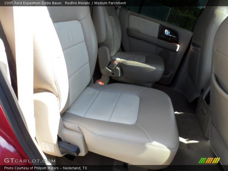 Redfire Metallic / Medium Parchment 2005 Ford Expedition Eddie Bauer