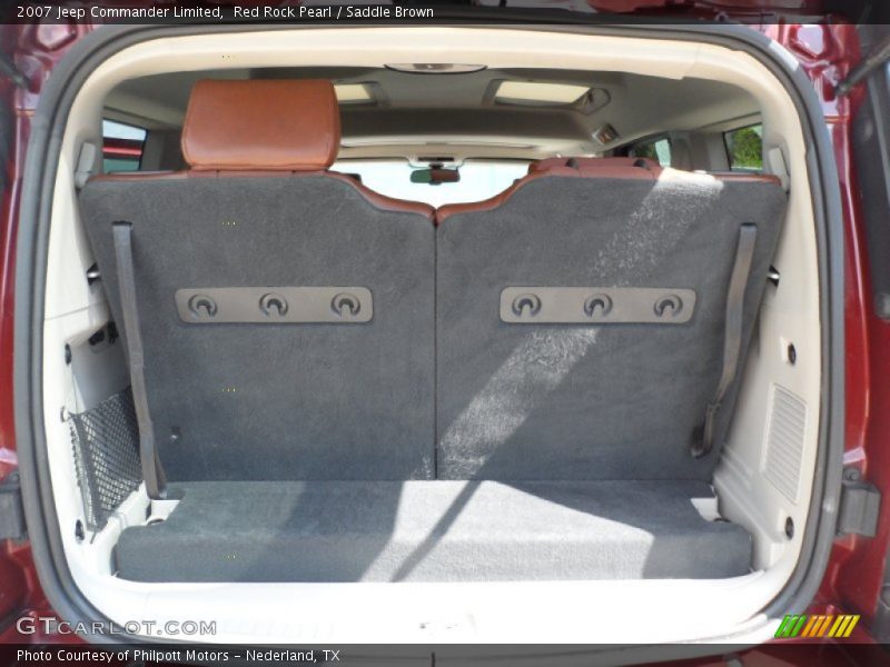  2007 Commander Limited Trunk