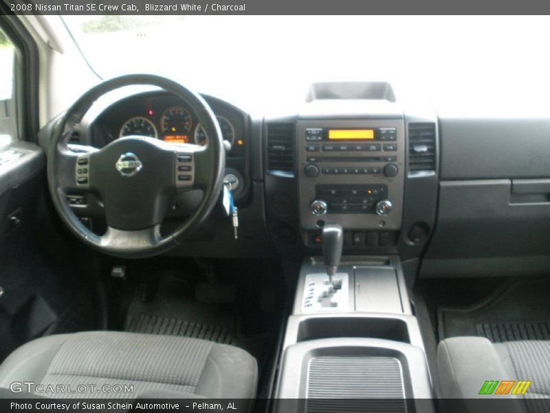 Blizzard White / Charcoal 2008 Nissan Titan SE Crew Cab