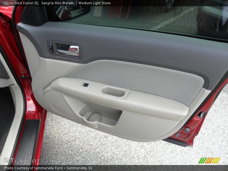 Sangria Red Metallic / Medium Light Stone 2010 Ford Fusion SE