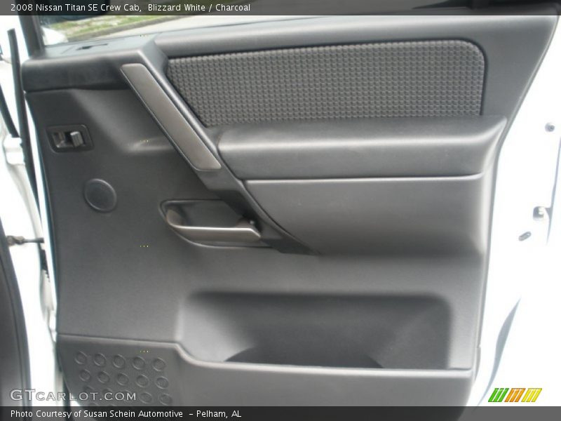 Blizzard White / Charcoal 2008 Nissan Titan SE Crew Cab