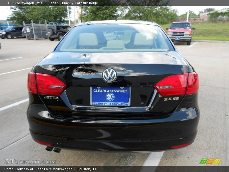 Black / Cornsilk Beige 2012 Volkswagen Jetta SE Sedan