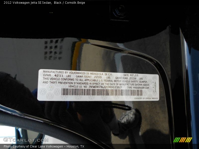 Black / Cornsilk Beige 2012 Volkswagen Jetta SE Sedan