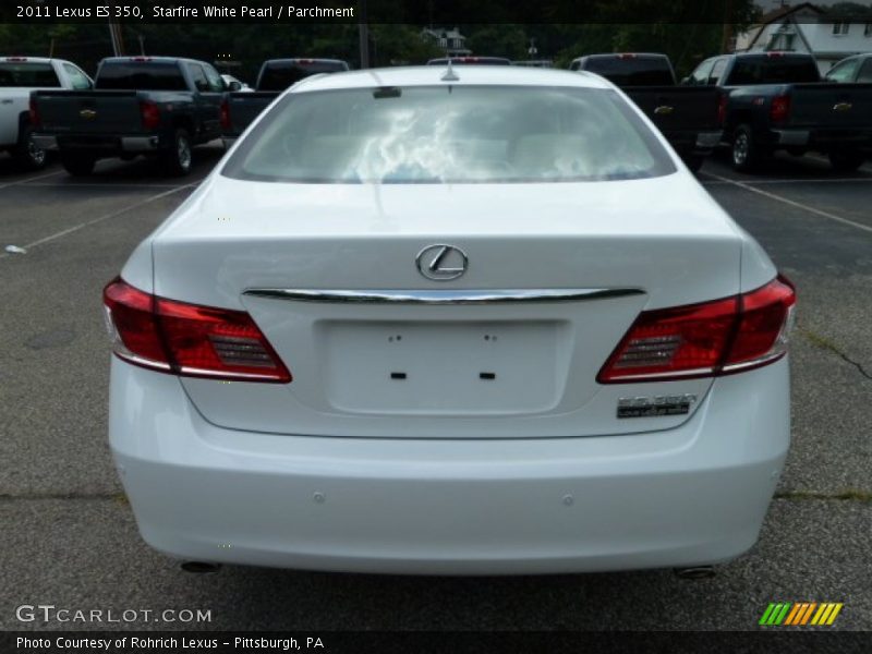Starfire White Pearl / Parchment 2011 Lexus ES 350