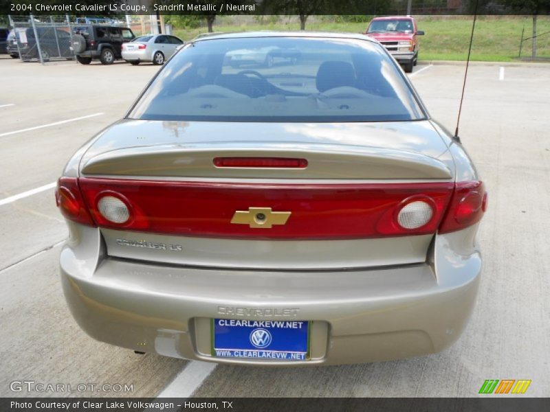 Sandrift Metallic / Neutral 2004 Chevrolet Cavalier LS Coupe