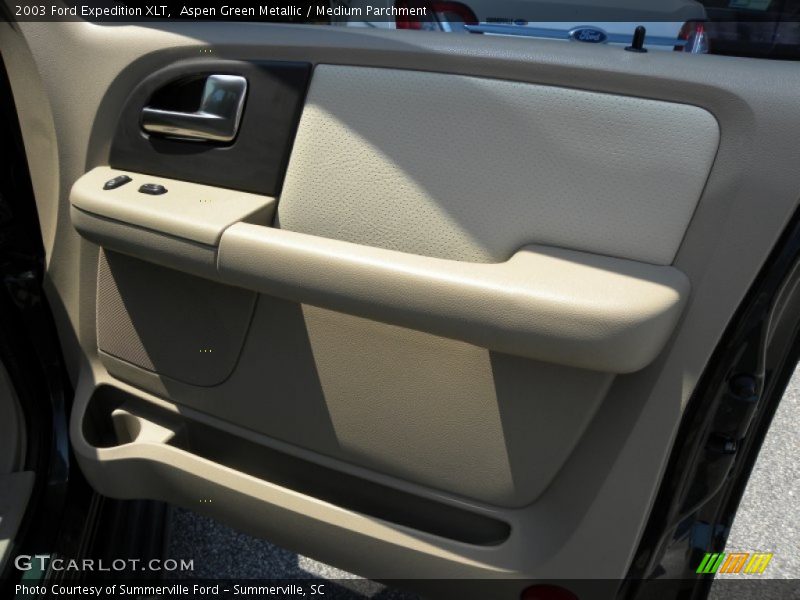 Aspen Green Metallic / Medium Parchment 2003 Ford Expedition XLT