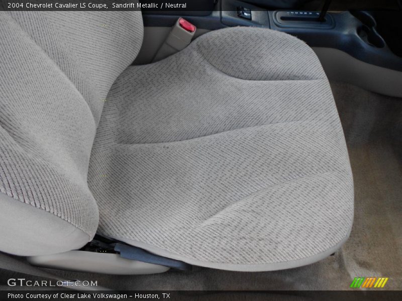 Sandrift Metallic / Neutral 2004 Chevrolet Cavalier LS Coupe
