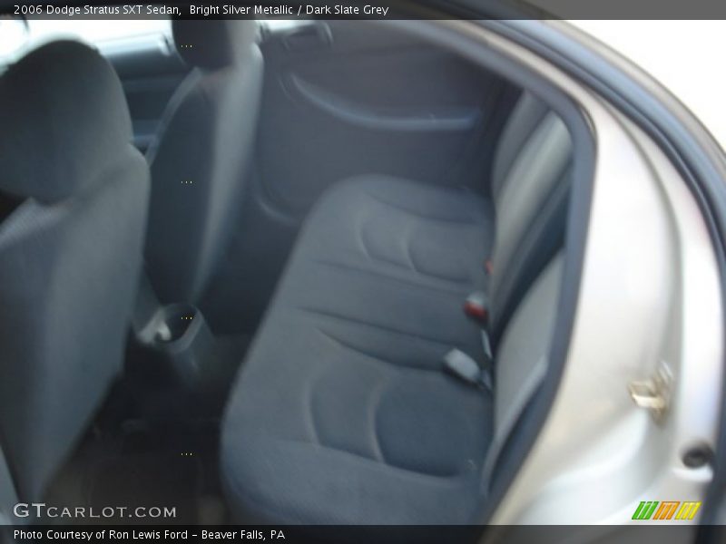 Bright Silver Metallic / Dark Slate Grey 2006 Dodge Stratus SXT Sedan