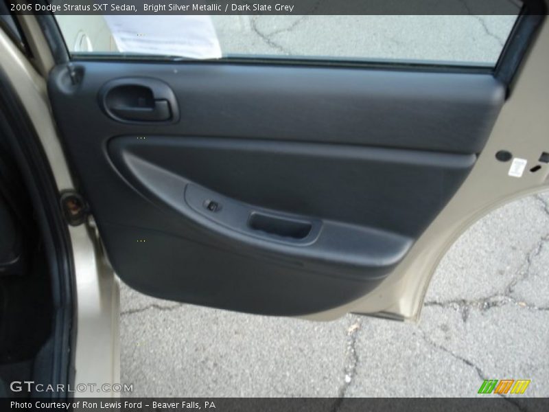Bright Silver Metallic / Dark Slate Grey 2006 Dodge Stratus SXT Sedan