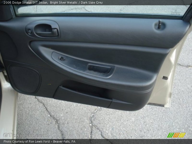 Bright Silver Metallic / Dark Slate Grey 2006 Dodge Stratus SXT Sedan