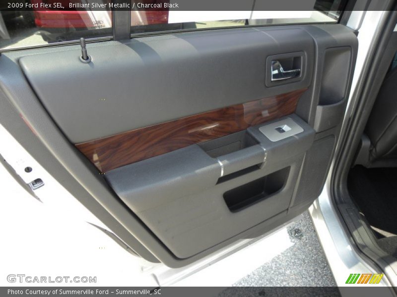 Brilliant Silver Metallic / Charcoal Black 2009 Ford Flex SEL