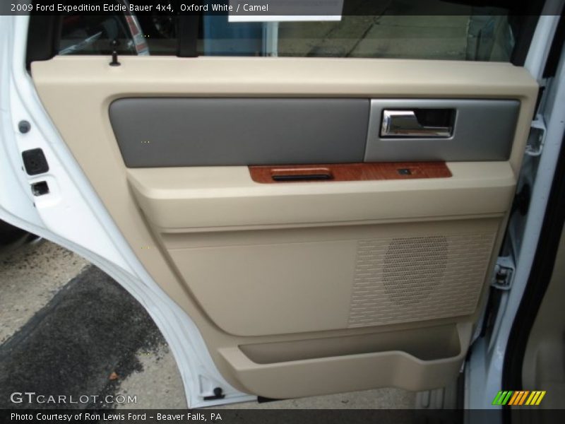Oxford White / Camel 2009 Ford Expedition Eddie Bauer 4x4