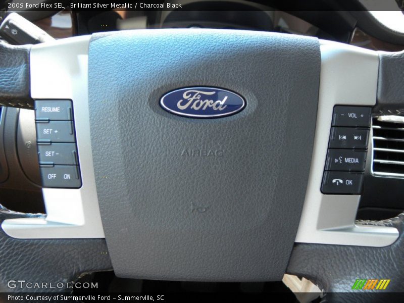 Brilliant Silver Metallic / Charcoal Black 2009 Ford Flex SEL