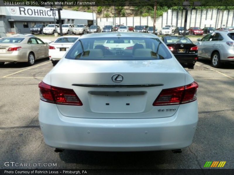 Starfire White Pearl / Parchment 2011 Lexus ES 350
