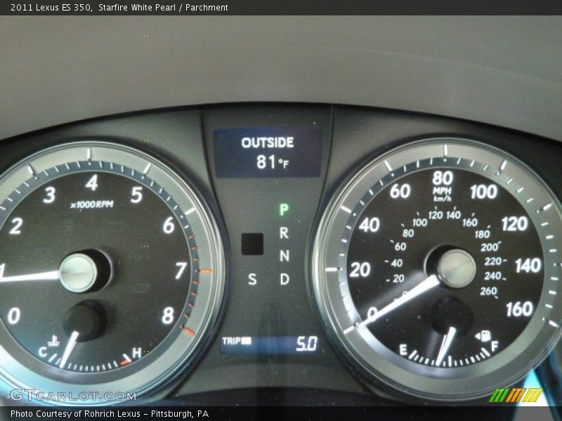Starfire White Pearl / Parchment 2011 Lexus ES 350