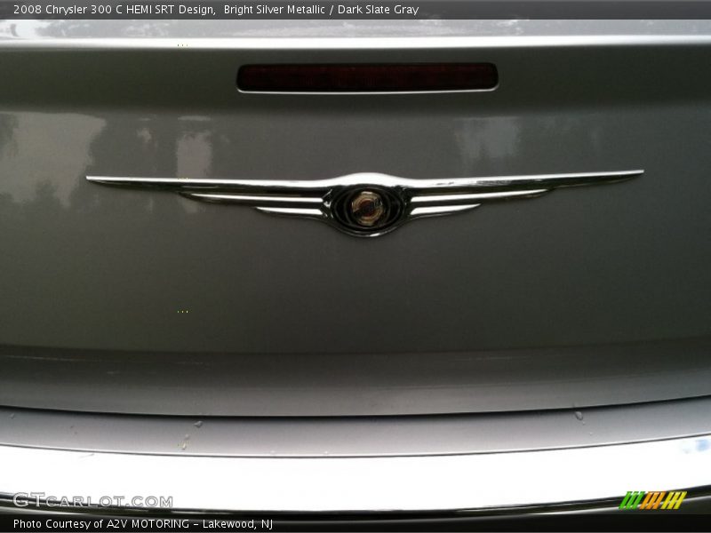 Bright Silver Metallic / Dark Slate Gray 2008 Chrysler 300 C HEMI SRT Design